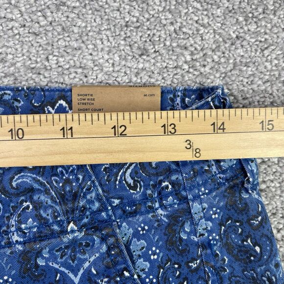 American Eagle Shorts Women’s 2 Blue Shortie Low Rise Paisley Print Preppy - Picture 7 of 10